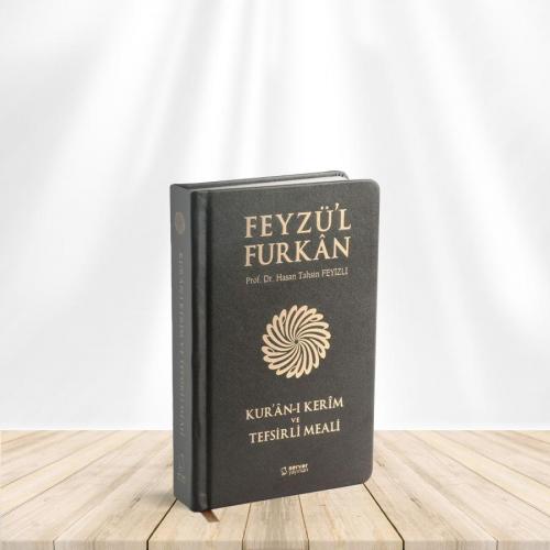 Feyzü'l Furkan Kur'ân-ı Kerîm ve Tefsirli Meali (Cep Boy - Mushaf ve Meal - Deri Ciltli )
